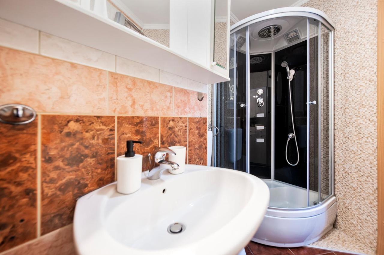 Ap Downtown Apartment Rovinj Zewnętrze zdjęcie