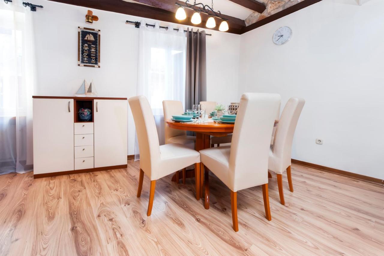 Ap Downtown Apartment Rovinj Zewnętrze zdjęcie
