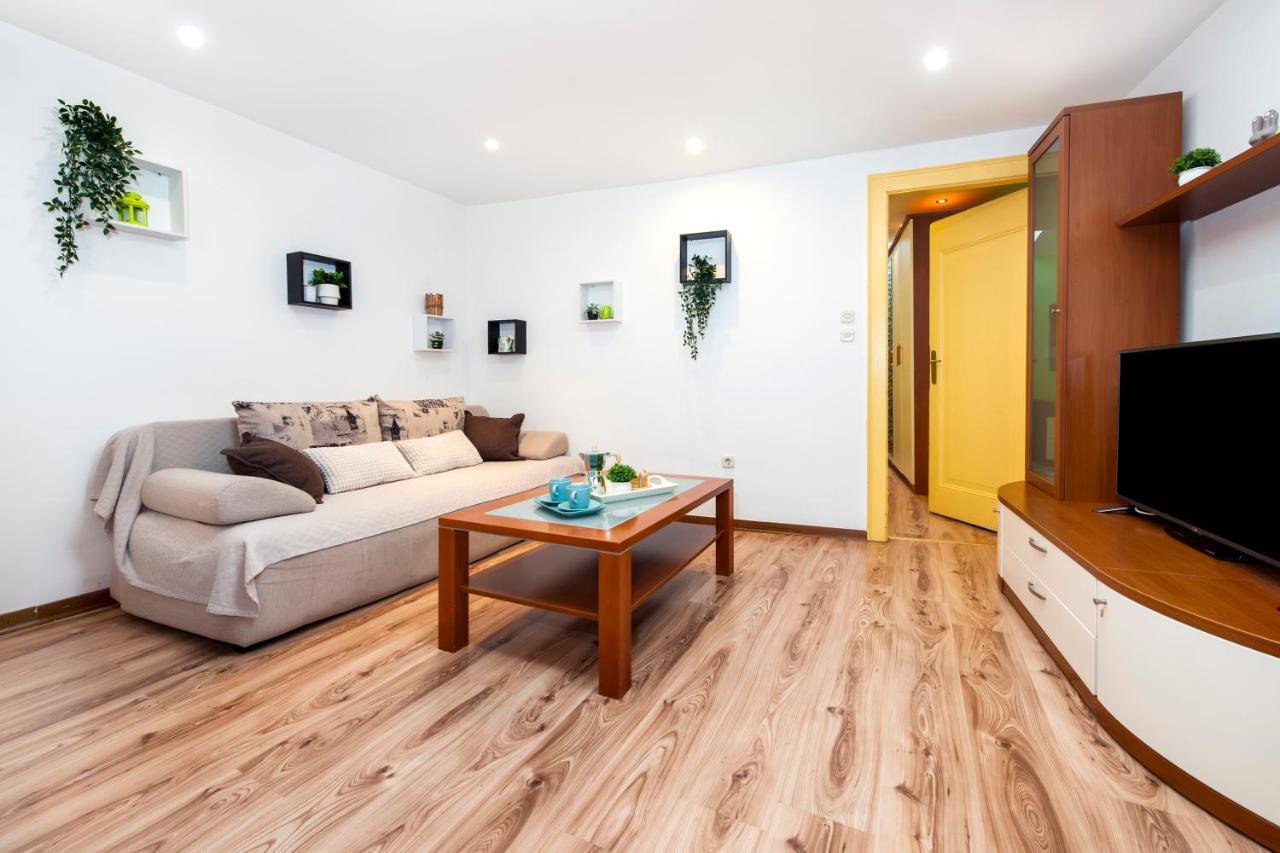 Ap Downtown Apartment Rovinj Zewnętrze zdjęcie