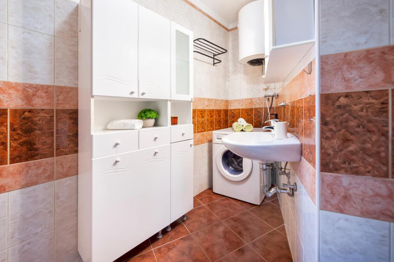 Ap Downtown Apartment Rovinj Zewnętrze zdjęcie