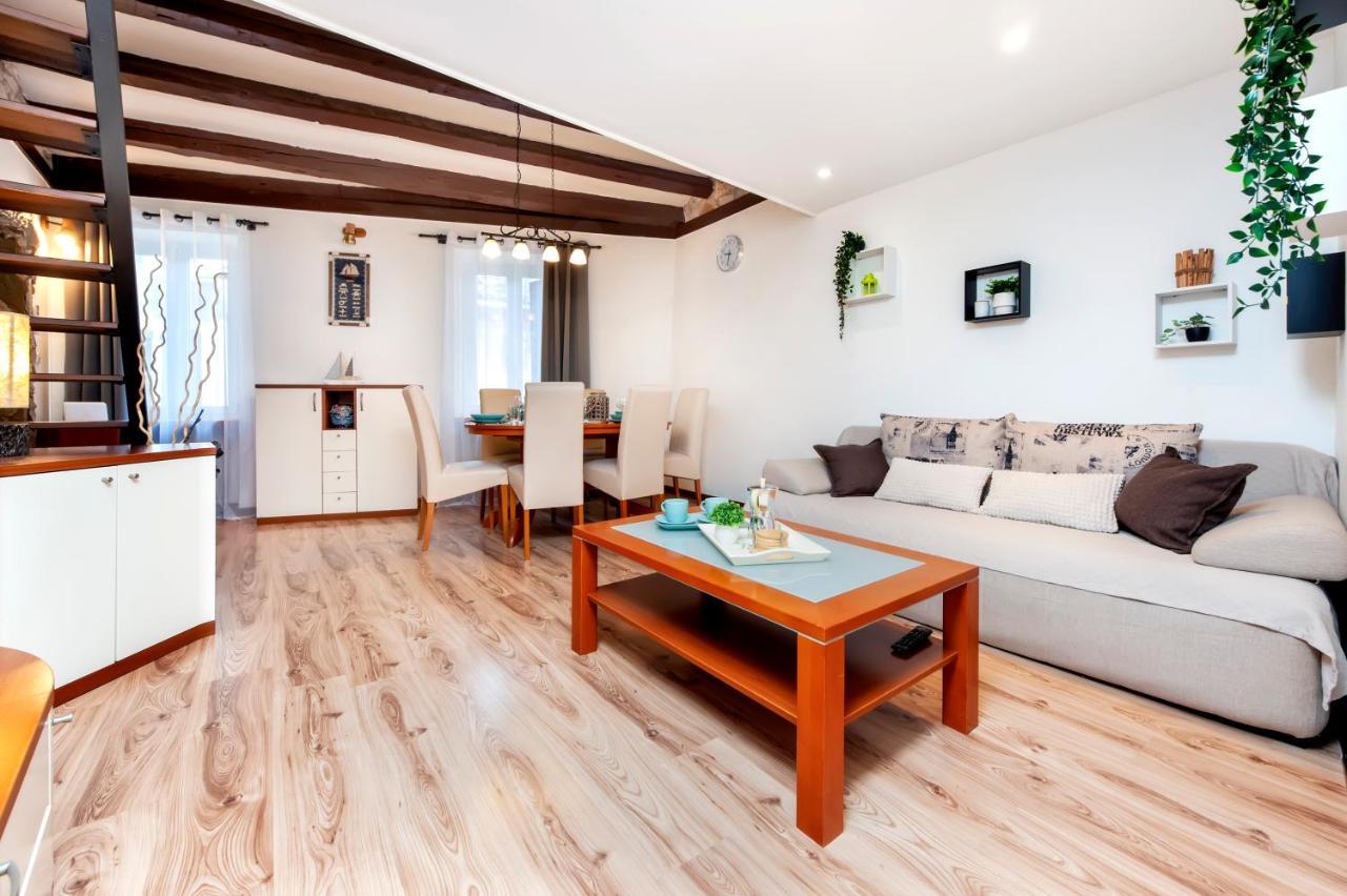 Ap Downtown Apartment Rovinj Zewnętrze zdjęcie