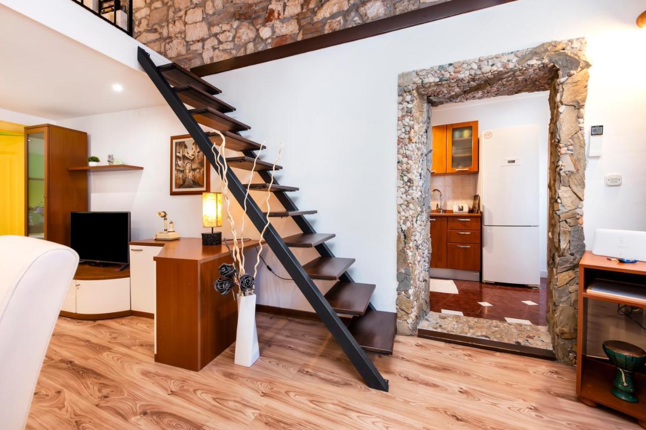 Ap Downtown Apartment Rovinj Zewnętrze zdjęcie